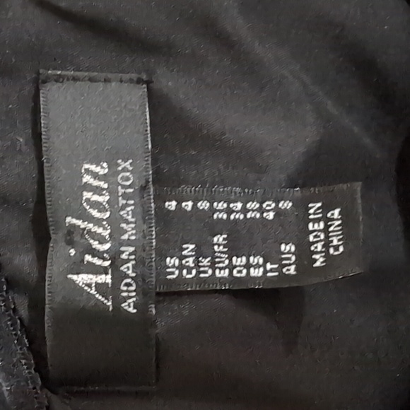 Dress - Picture 4 of 4